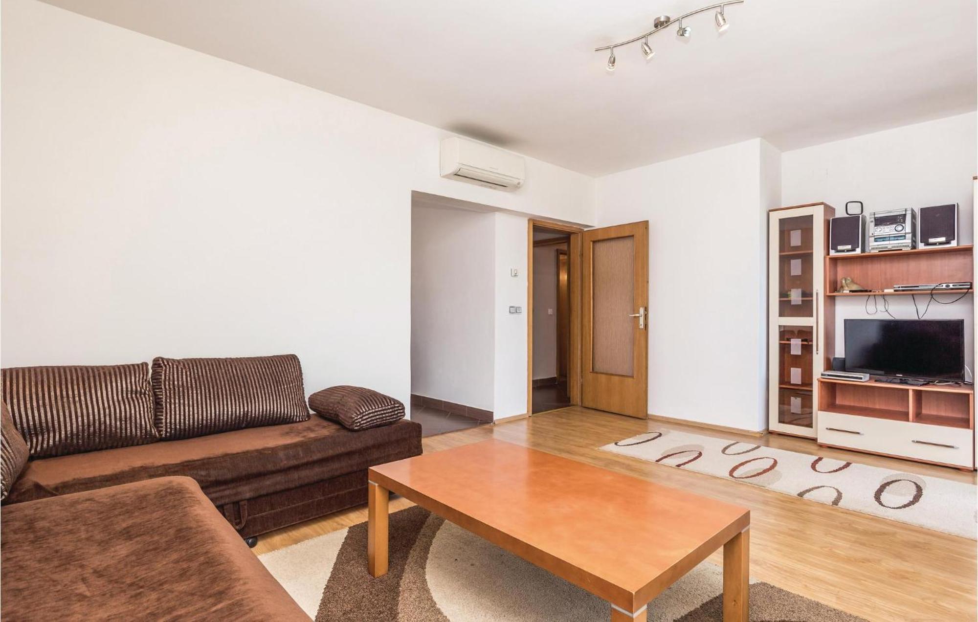 Lovely Apartment In Brsec With House Sea View Exterior foto
